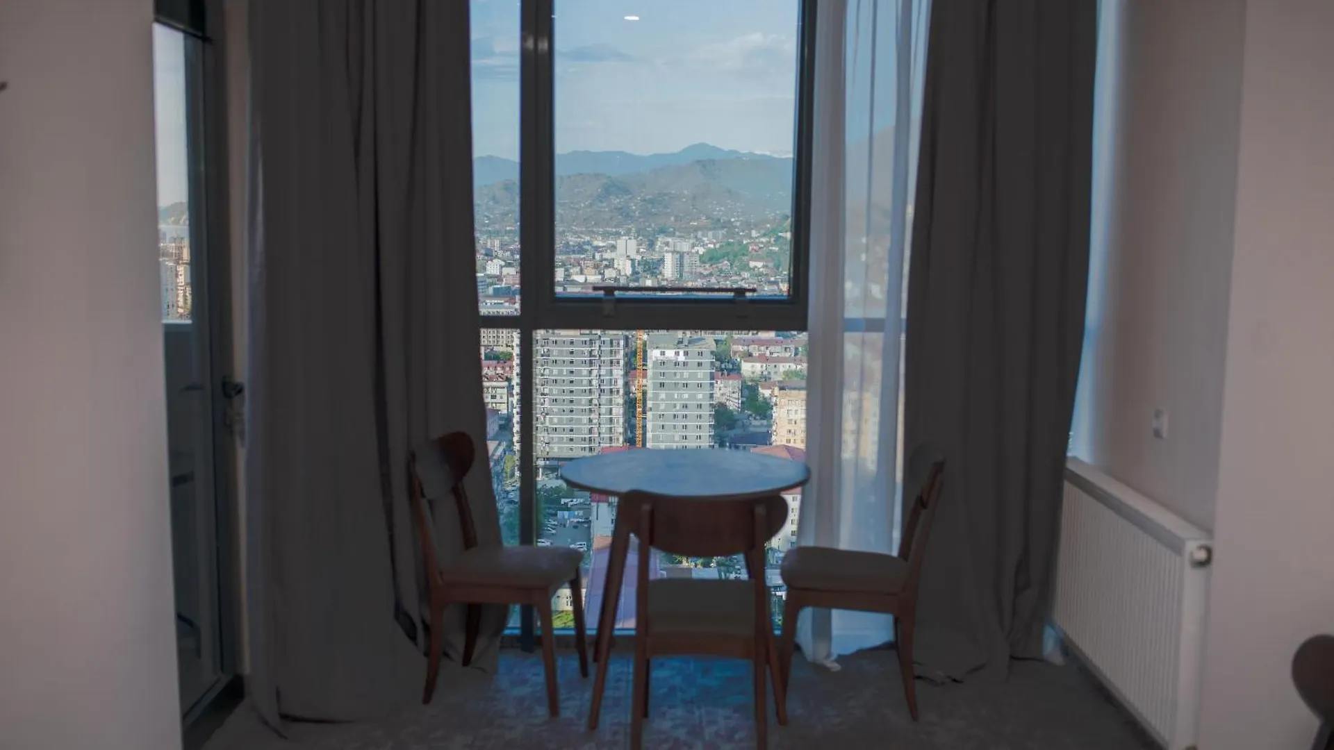 Batumi Skynest Διαμέρισμα